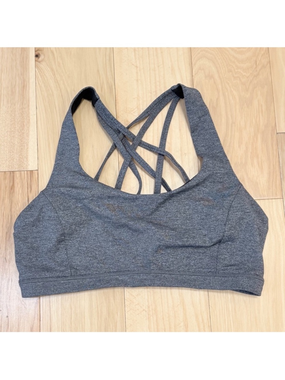 LIKE NEW Lululemon Women’s Energy Sports Bra